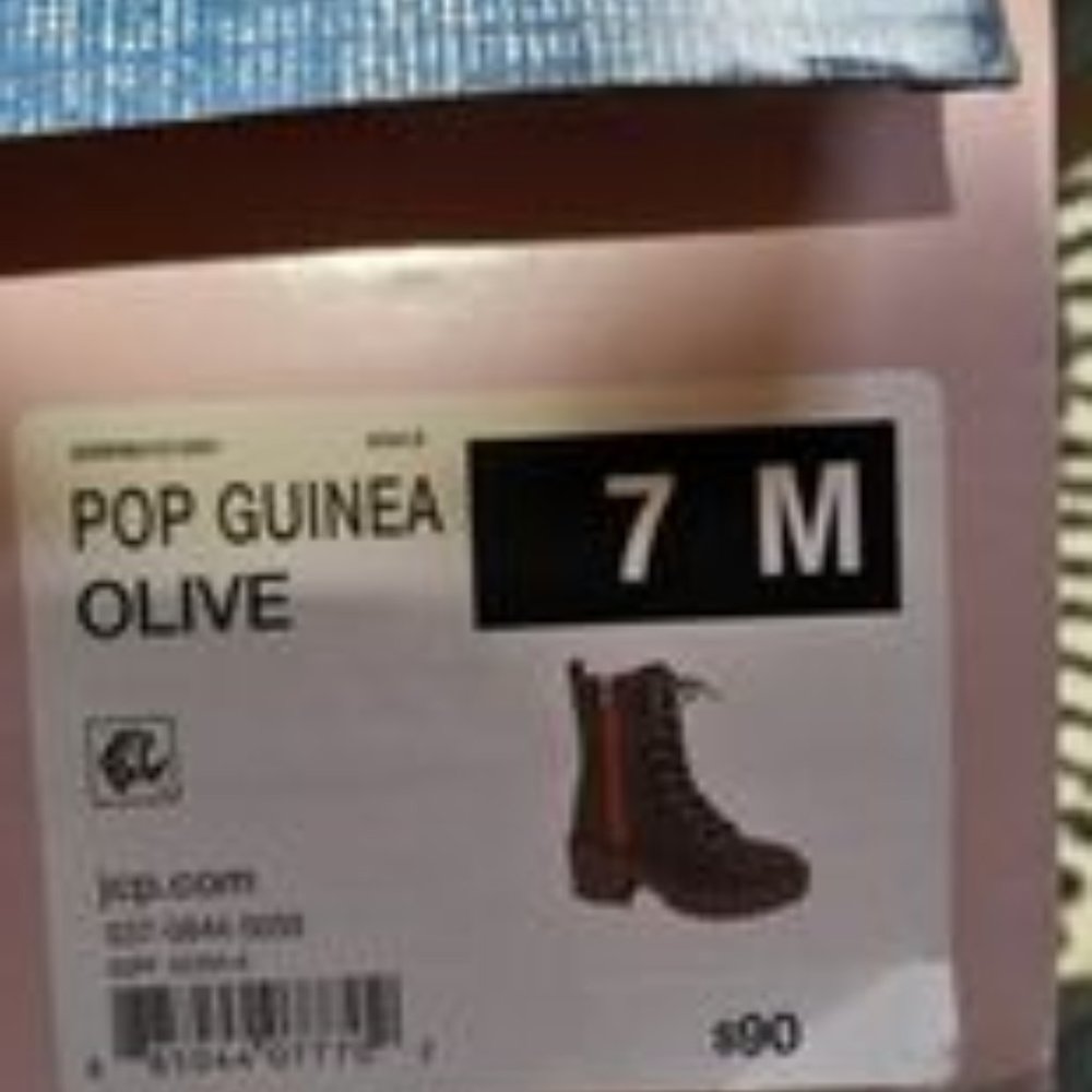 Womens Boots Size 7